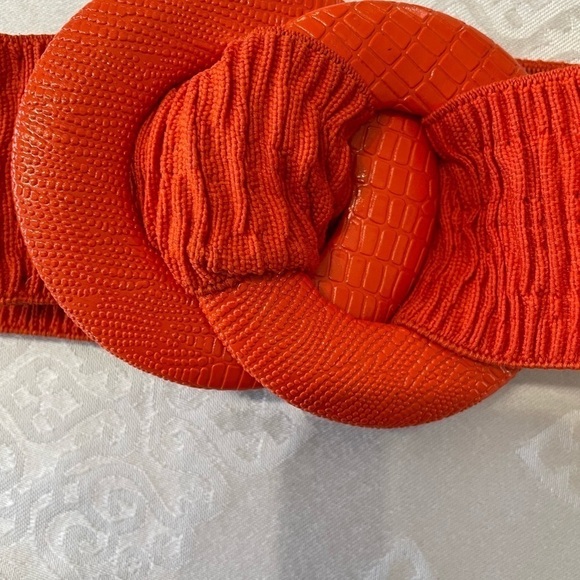 Women’s two Round Buckle Elastic , orang , size adjustable women’s Belt. - Picture 4 of 4